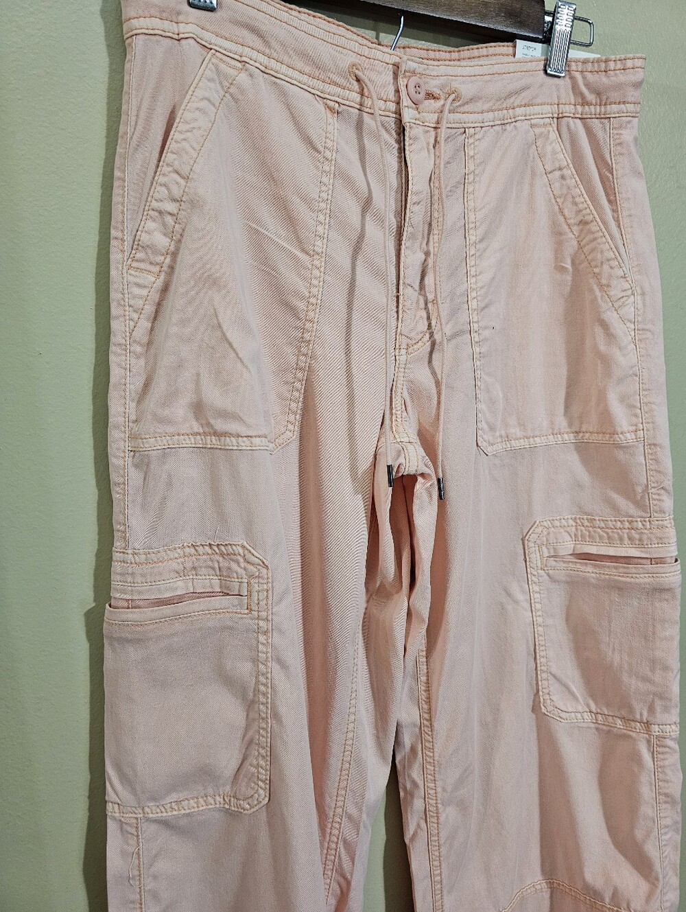 NWT American Eagle Pink Baggy Wide Leg Cargo Jeans Size 6 Long Stretch - Picture 4 of 5